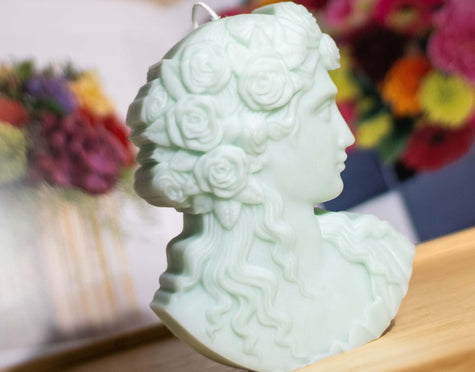 Greek goddess bust candle made from non-toxic soy wax – hand-poured sculptural candle for elegant decor and clean, artistic fragrance.