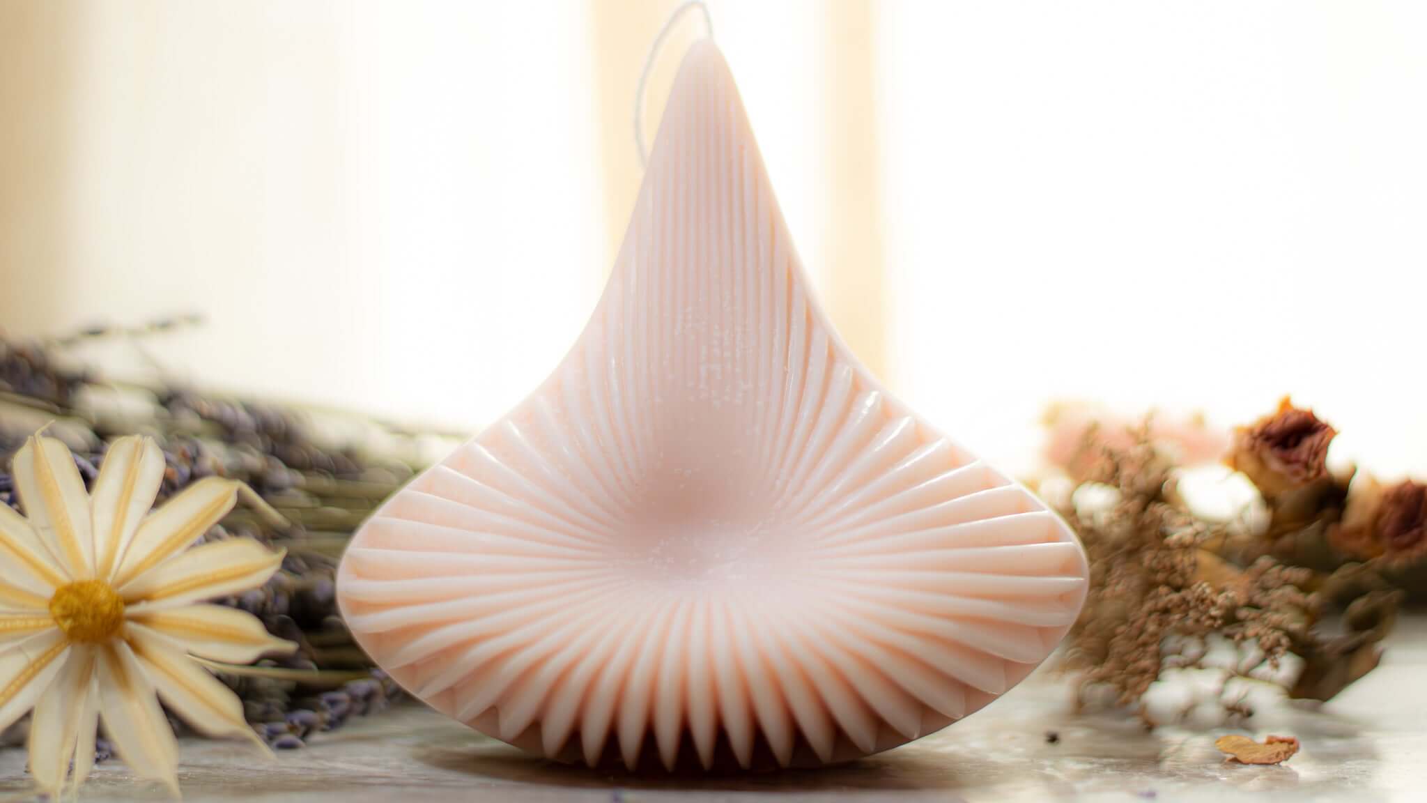 Handmade soy wax ripple dome – minimalist candle for contemporary decor