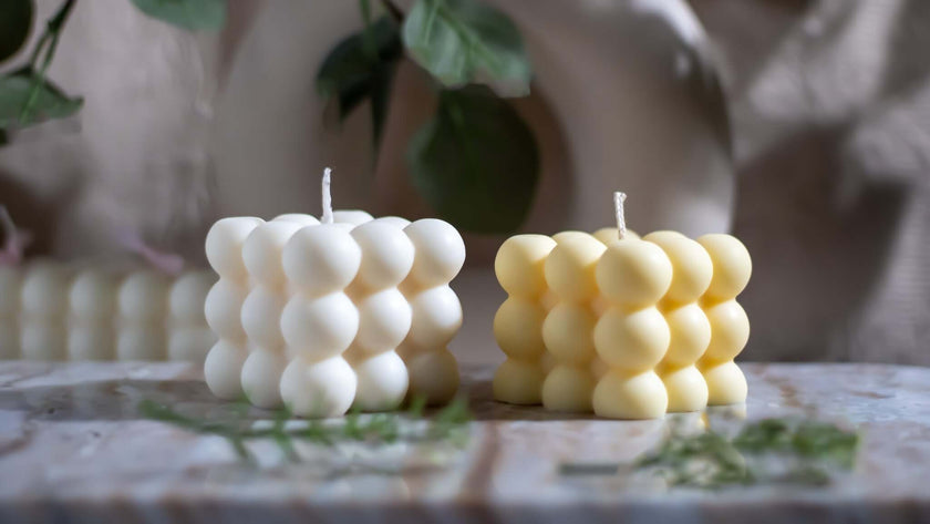 Bubble cube candle in soy wax – playful minimalist design, handcrafted for modern eco-friendly decor.