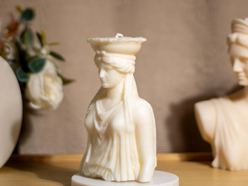 Eco-friendly goddess candle – natural soy wax, scented and non-toxic
