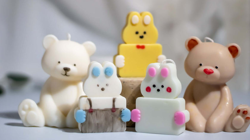  Hand-poured soy wax bear – clean burning gift for wellness lovers