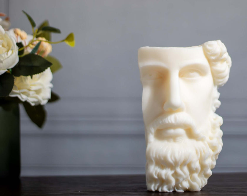 Handmade Greek face bust candle – non-toxic soy wax sculpture for refined interiors.