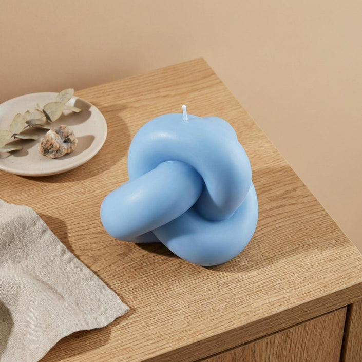 Knot Pillar Candle