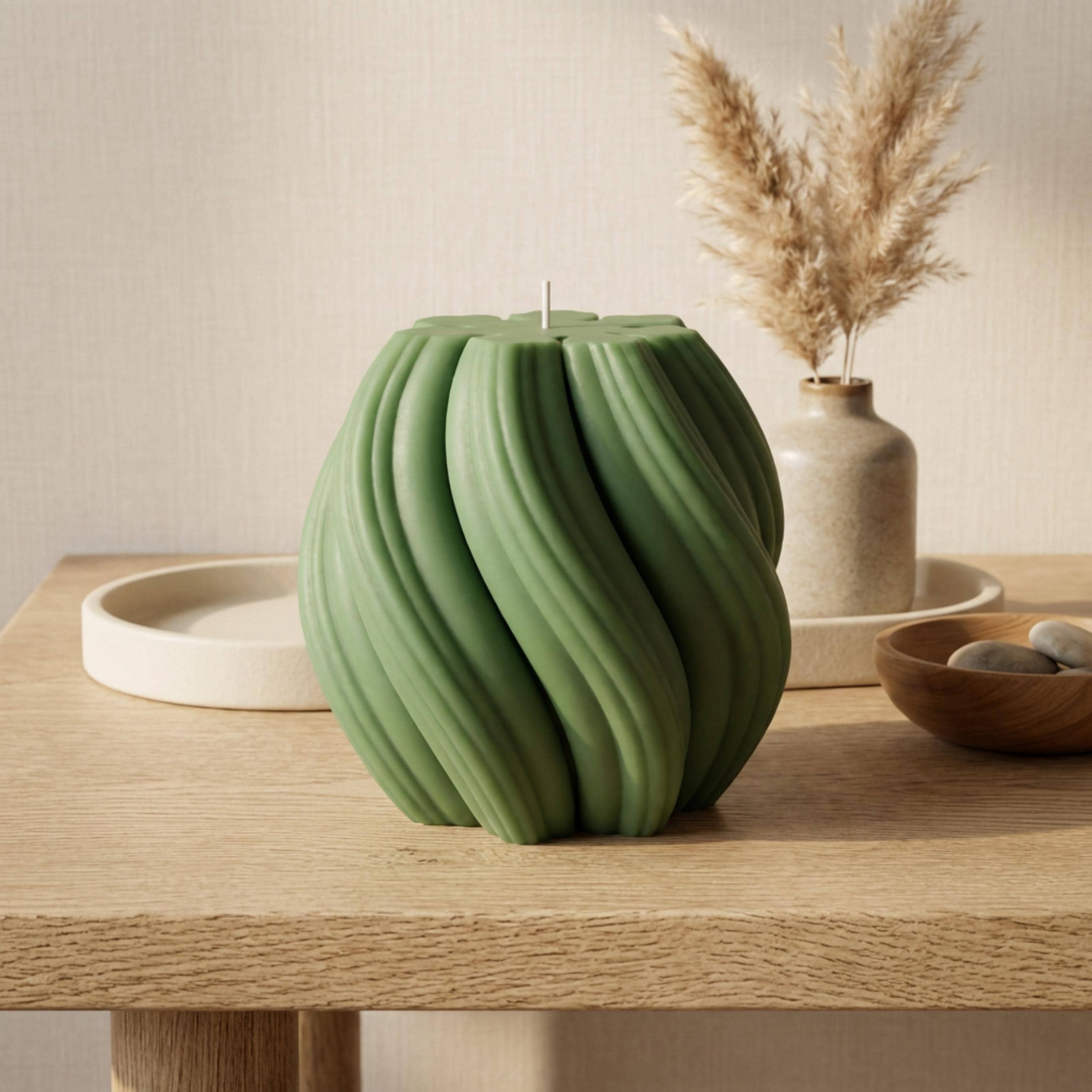 Large Swirl Candle