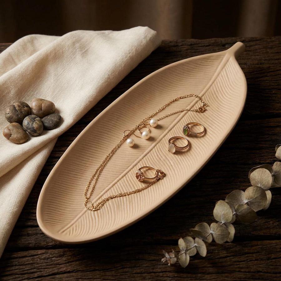 Leaf Jewelry Dish – front view