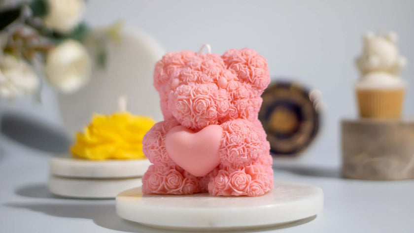 Adorable teddy bear-shaped scented candle, made from eco-friendly soy wax and infused with a soft floral fragrance.