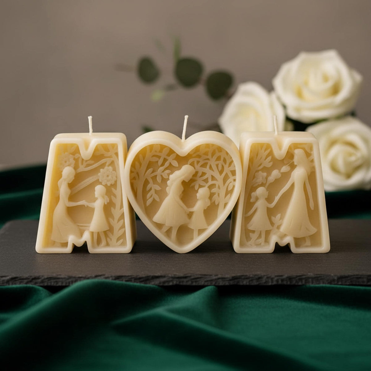 MOM Letter Candle