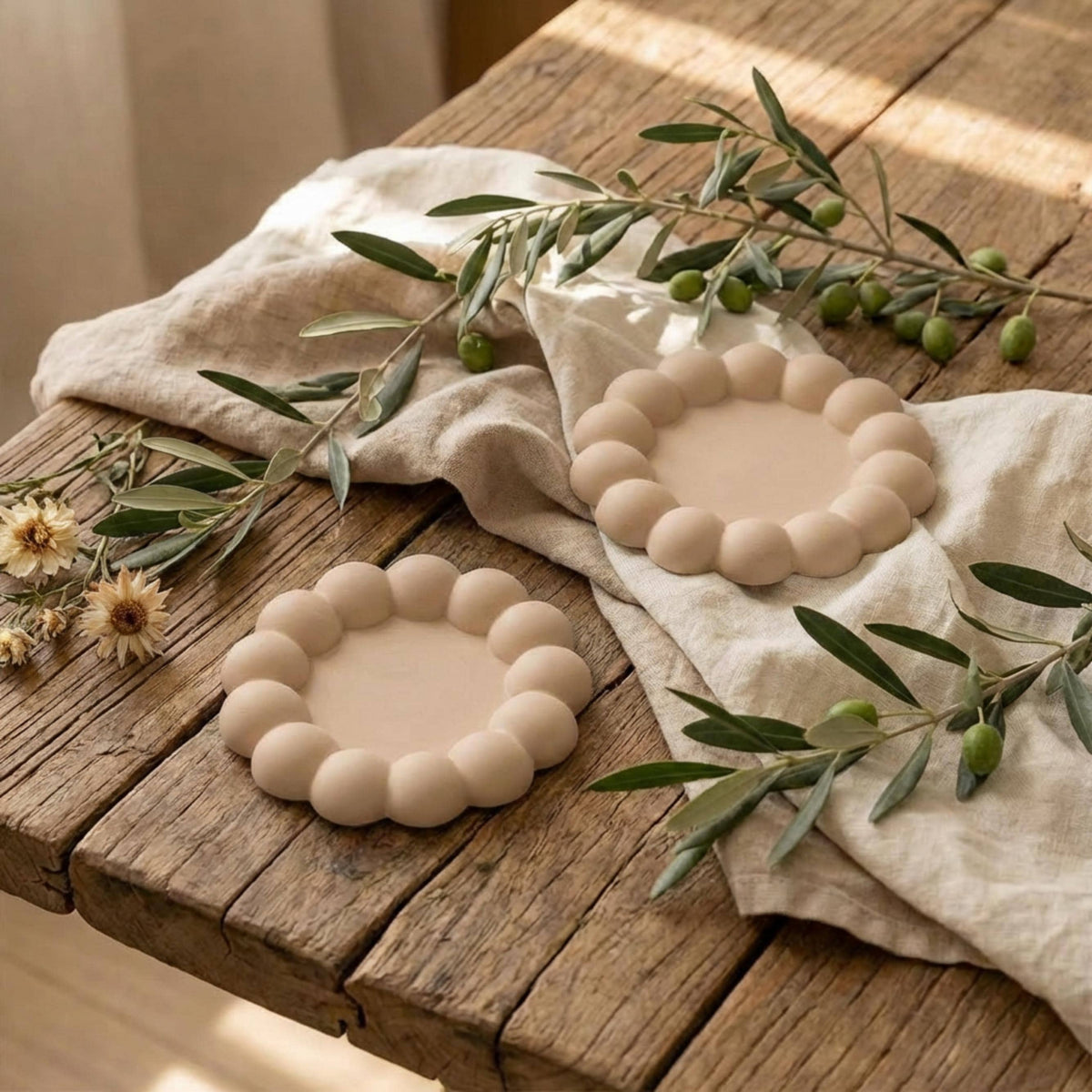 Minimalist Bubble Tray – Aesthetic Vanity Organizer – lifestyle view