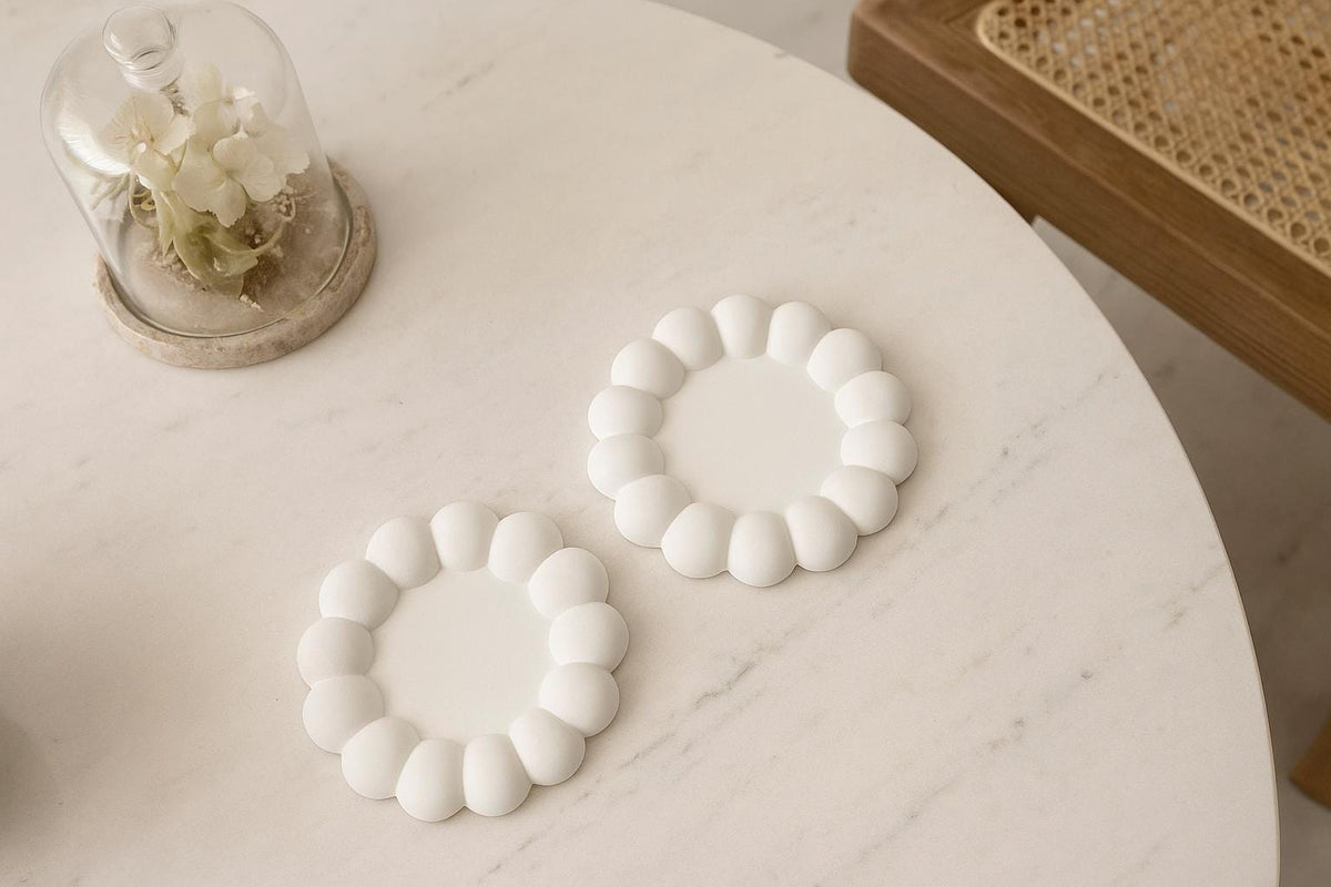 Minimalist Bubble Tray – Aesthetic Vanity Organizer – unlit display