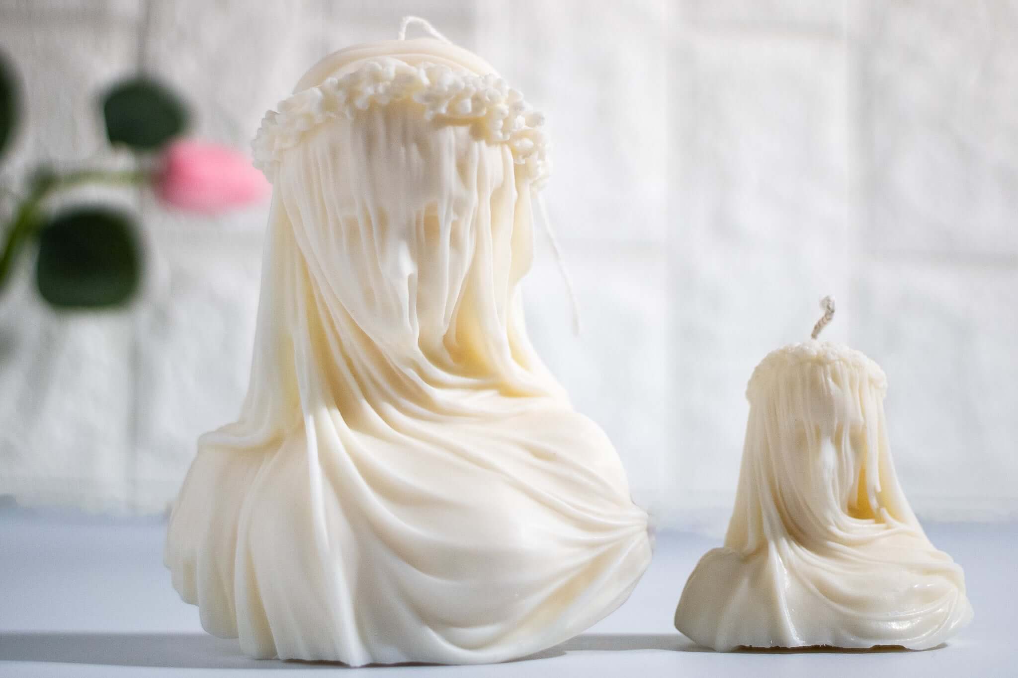 Sculptural Veiled Woman candle in soy wax – handmade luxury scented candle inspired by classical feminine art.