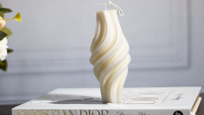 Twist Spiral Soy Wax Candle – Handcrafted Minimalist Home Accent

