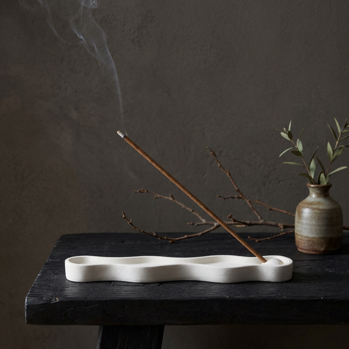 Minimalist Eco Ceramic Resin Incense Holder: Handmade Modern Meditation Altar Decor