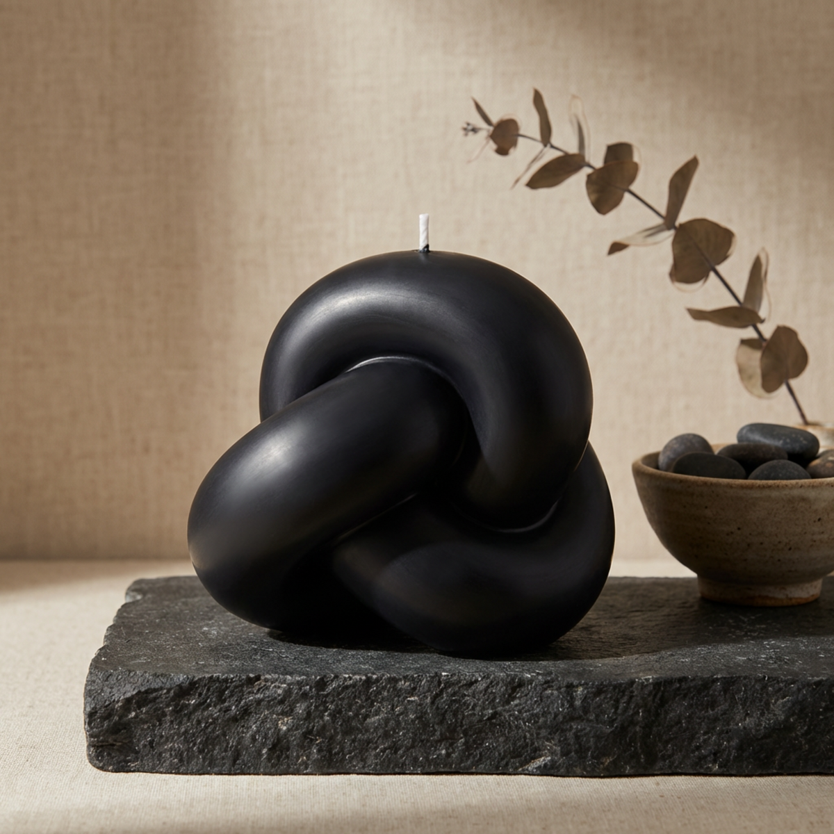 handcrafted-knot-candle-sculptural-soy-wax-home-decor-piece-unique-accent-for-modern-spaces-perfect-gift-for-special-occasions