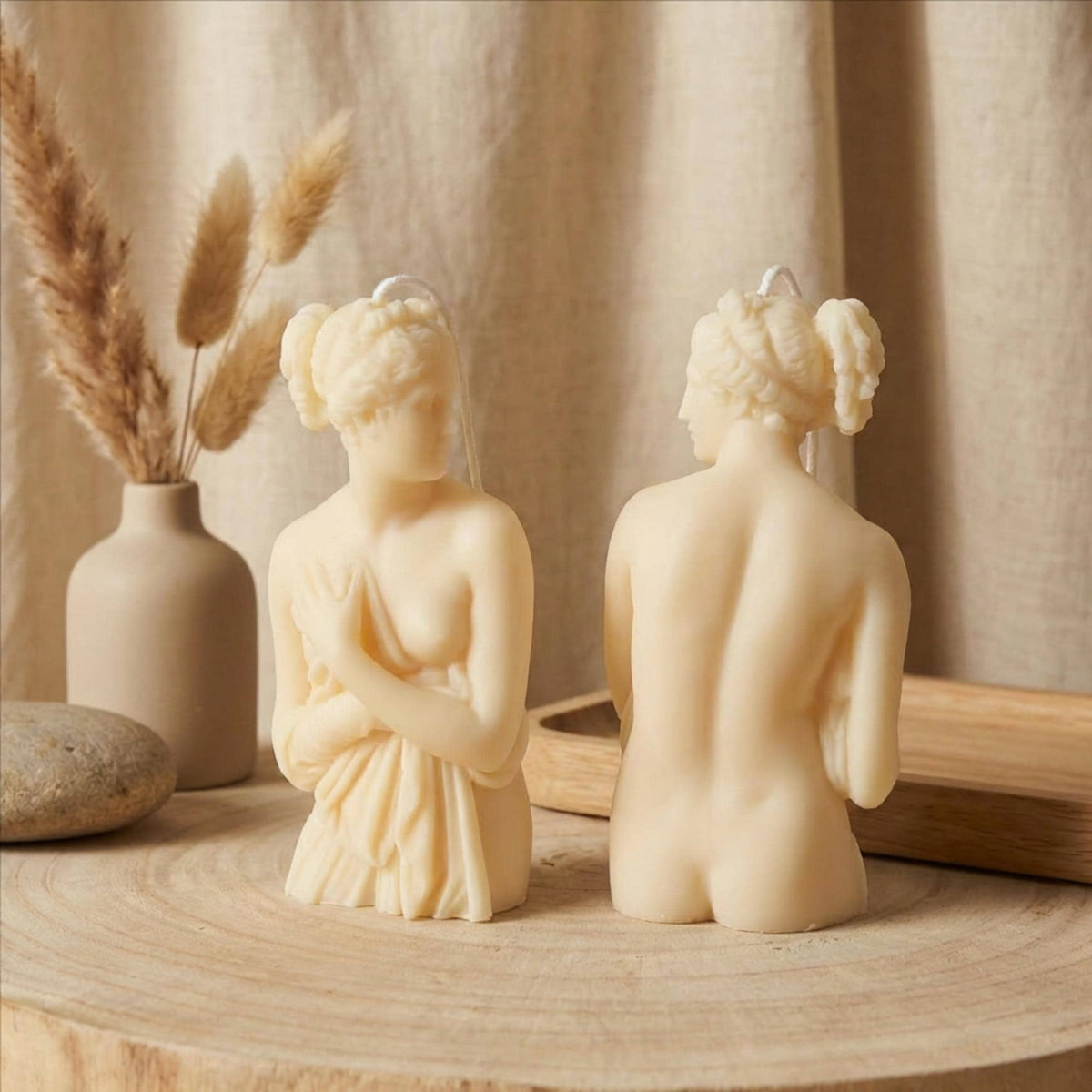 Venus Italica Candle – Greek Goddess Bust Candle – Neoclassical Sculpture Candle – Feminine Art Decor – Handmade Soy Wax Gift for Her