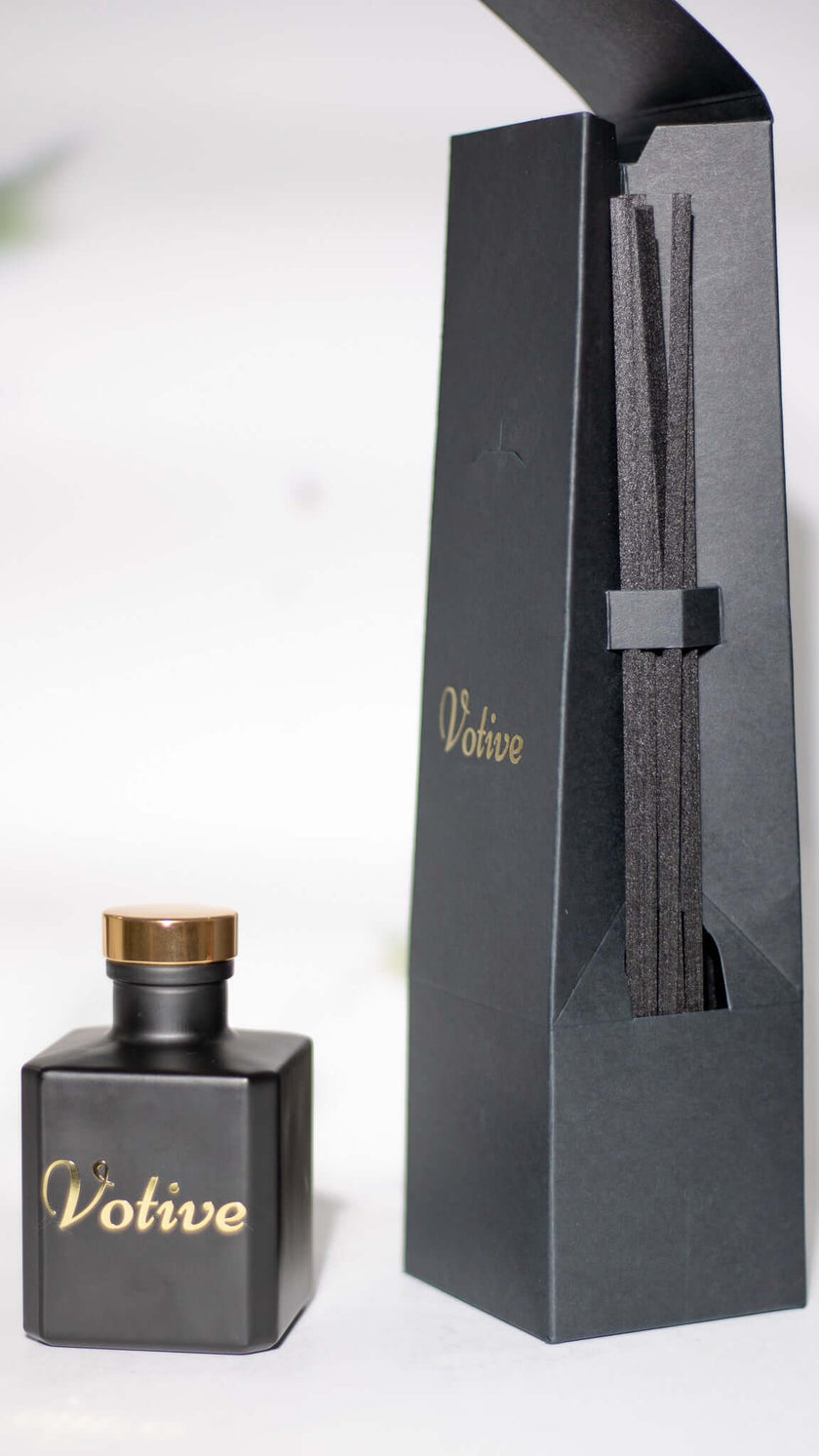 Votive Reed Diffuser – For Peaceful Moments and Plant-Based Living
Each diffuser is made with 100% non-GMO oils, phthalate-free scent options, and sustainable bamboo reeds. Designed to bring peace and presence to every corner of your home — naturally.