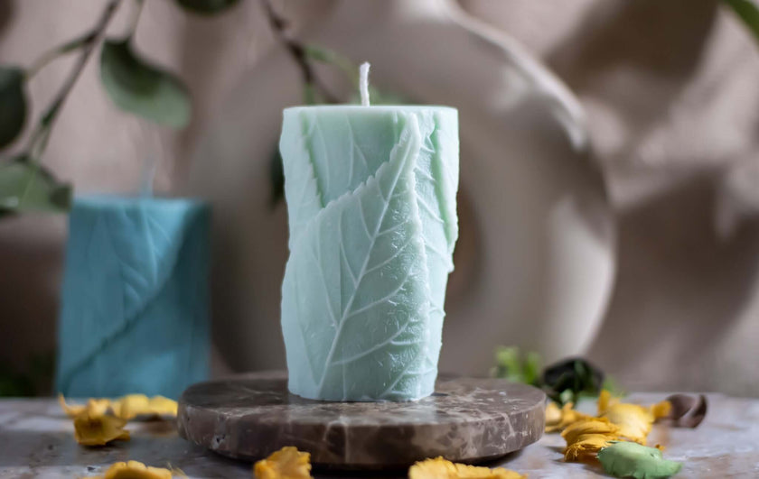 Votive botanical decorative candle, handmade from sustainable soy wax, unique artisan floral candle for elegant and conscious living