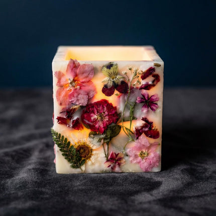 Natural Candle Holder with Dried Flowers, Handmade Floral Home Decor, Votive Candle Holder
