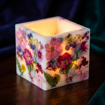 Natural Candle Holder with Dried Flowers, Handmade Floral Home Decor, Votive Candle Holder
