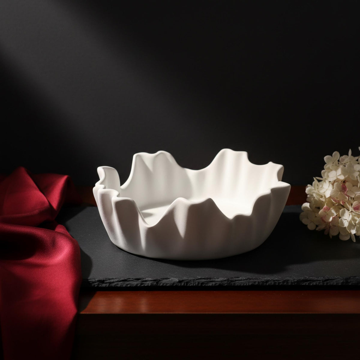 Wavy Tray – White Eco Ceramic Resin Bowl – Handmade Minimalist Decorative Dish