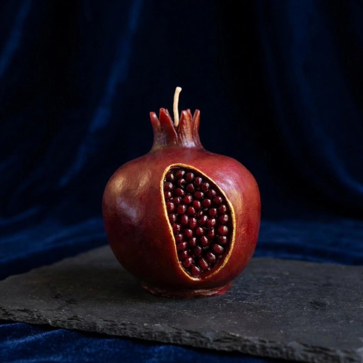 pomegranate-candle-hand-painted-unique-soy-wax-candle-for-home-decor-luxury-gift-holiday-table-centerpiece rephrase