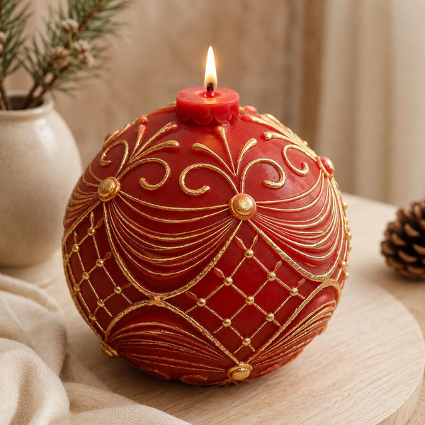 Christmas bauble candle - vintage ornament soy wax decor, front view