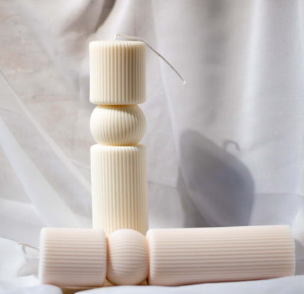 Regal-inspired King’s Pillar candle, ideal for creating a refined, warm ambiance in any space.