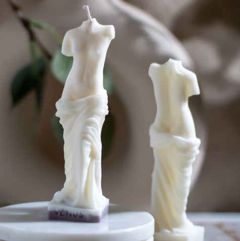 Lumanari parfumate Venus de la magazinul Votive, cadou ideal pentru femeie, lumanare aprinsa, realizate manual - lumanari handmade